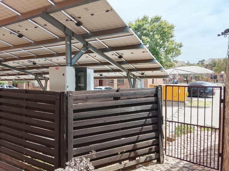 3 Bedroom Property for Sale in Sonneveld Gauteng