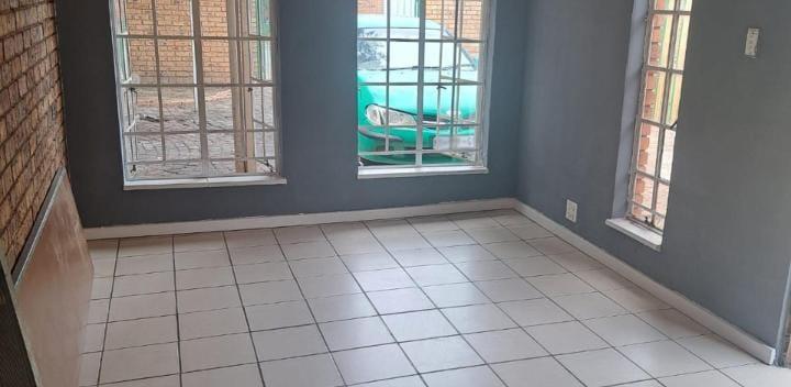 5 Bedroom Property for Sale in Dalpark Gauteng