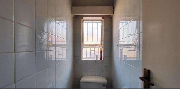 5 Bedroom Property for Sale in Roodekop Gauteng