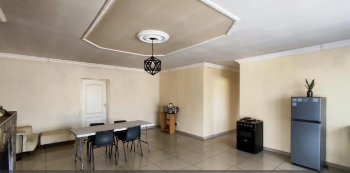 5 Bedroom Property for Sale in Roodekop Gauteng