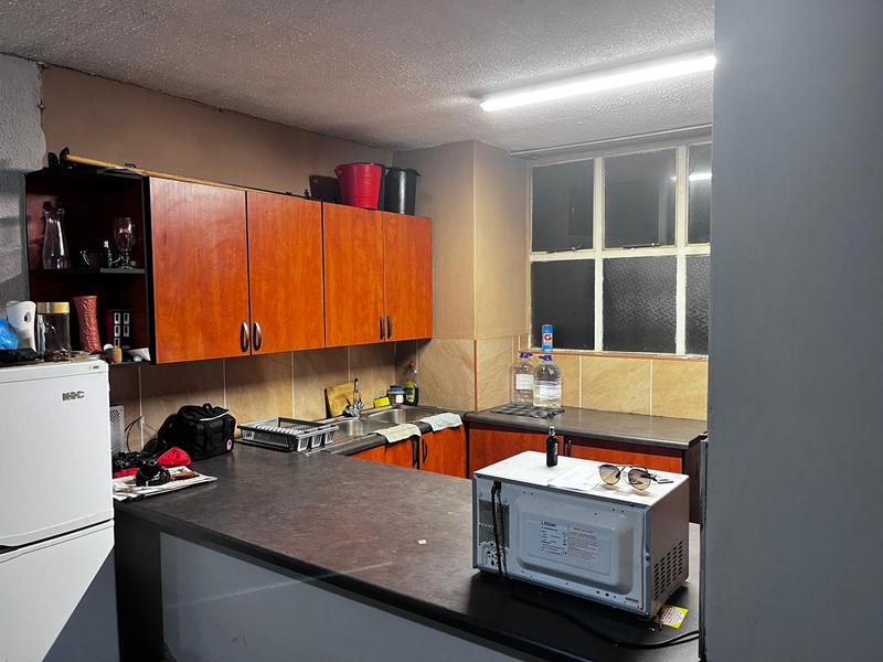 2 Bedroom Property for Sale in Pretoria North Gauteng