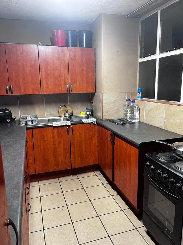 2 Bedroom Property for Sale in Pretoria North Gauteng
