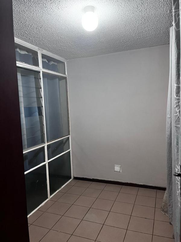 2 Bedroom Property for Sale in Pretoria North Gauteng