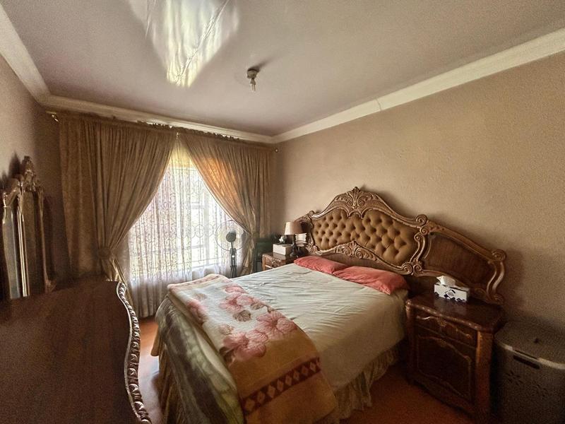 3 Bedroom Property for Sale in Dunnottar Gauteng