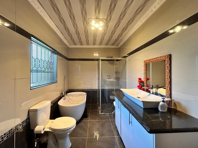 3 Bedroom Property for Sale in Dunnottar Gauteng