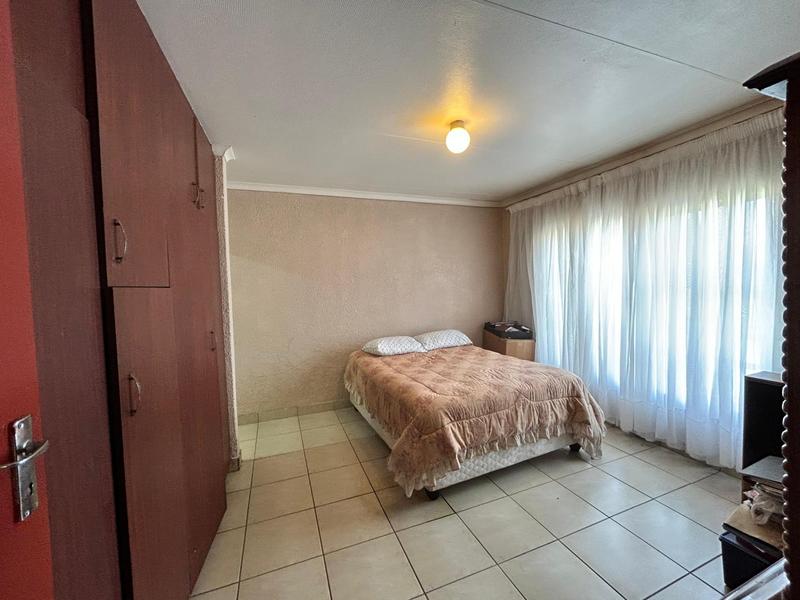 3 Bedroom Property for Sale in Dunnottar Gauteng