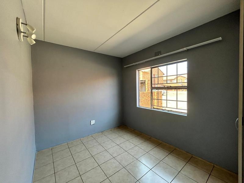 2 Bedroom Property for Sale in Benoni Gauteng