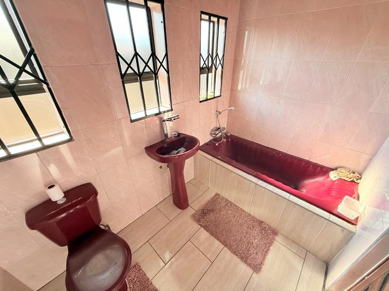 3 Bedroom Property for Sale in Vanderbijlpark CW 4 Gauteng
