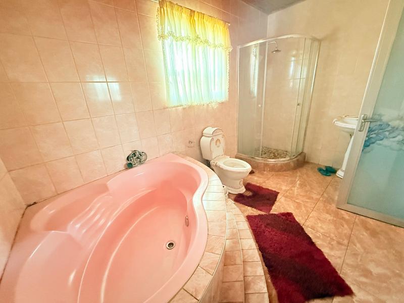 3 Bedroom Property for Sale in Vanderbijlpark CW 4 Gauteng