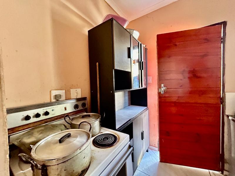 6 Bedroom Property for Sale in Vanderbijlpark Cw 6 Gauteng