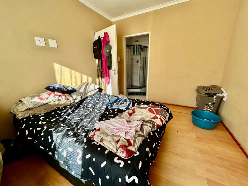 6 Bedroom Property for Sale in Vanderbijlpark Cw 6 Gauteng