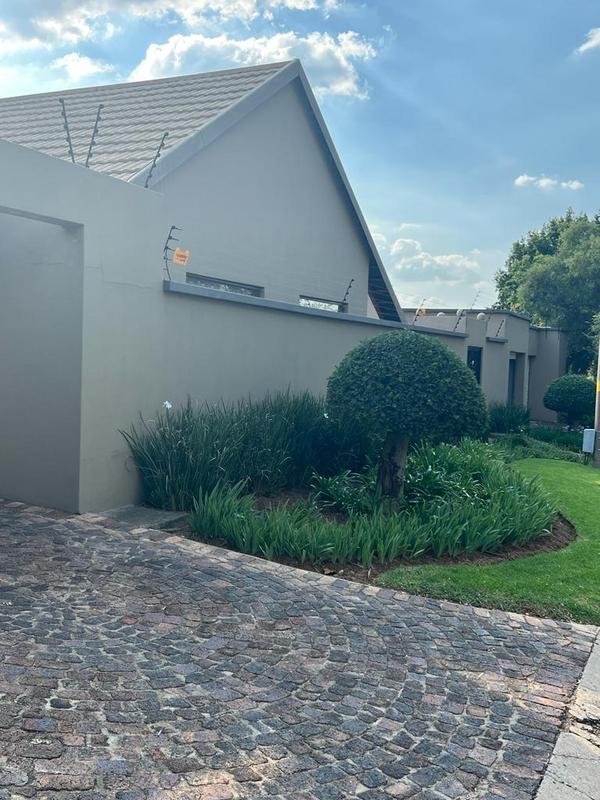 To Let 1 Bedroom Property for Rent in Edenvale Central Gauteng