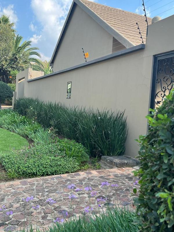 To Let 1 Bedroom Property for Rent in Edenvale Central Gauteng