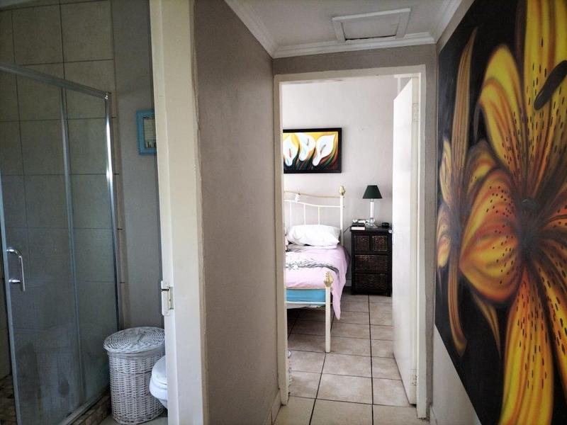 To Let 1 Bedroom Property for Rent in Edenvale Central Gauteng