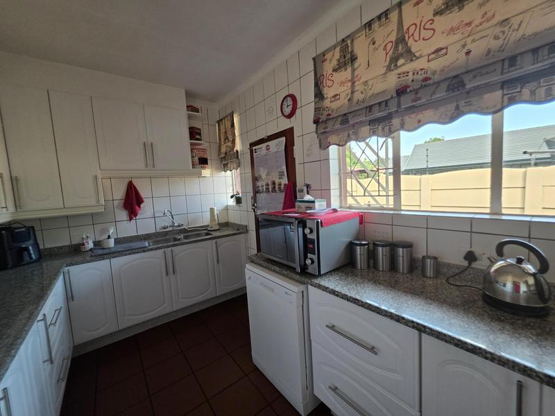 4 Bedroom Property for Sale in Freeway Park Gauteng