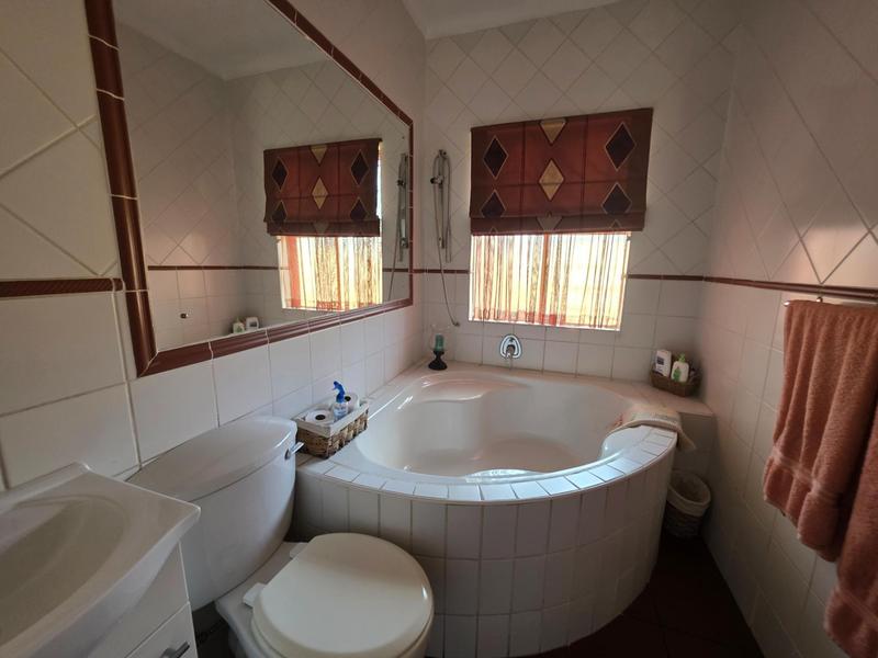 4 Bedroom Property for Sale in Freeway Park Gauteng