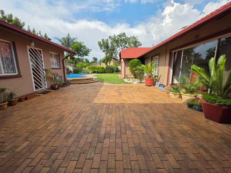4 Bedroom Property for Sale in Freeway Park Gauteng