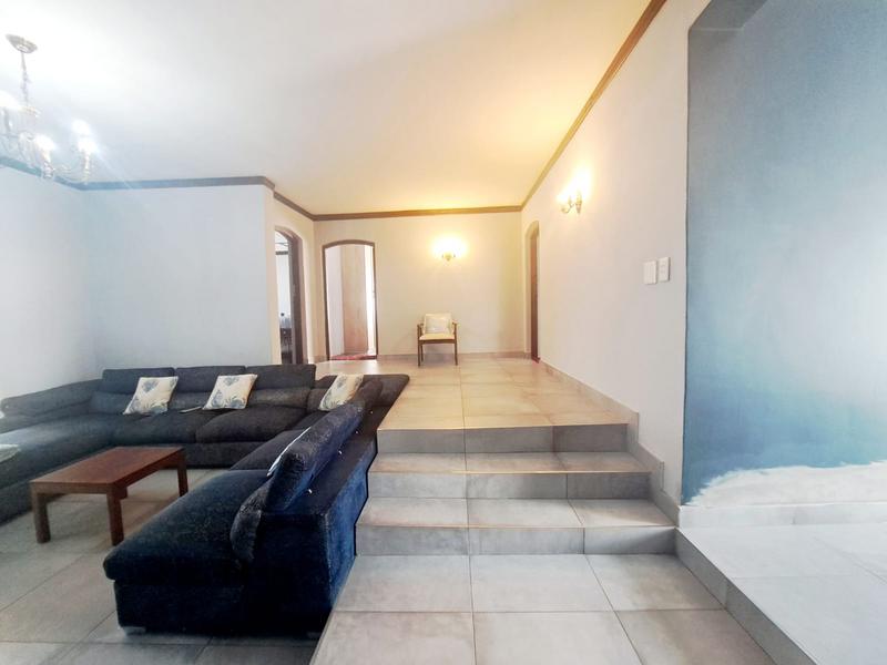 4 Bedroom Property for Sale in Heuweloord Gauteng