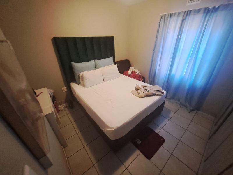 2 Bedroom Property for Sale in Heuweloord Gauteng