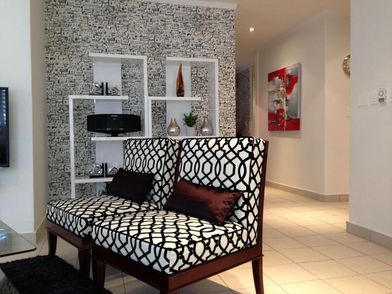 To Let 2 Bedroom Property for Rent in Sandhurst Gauteng