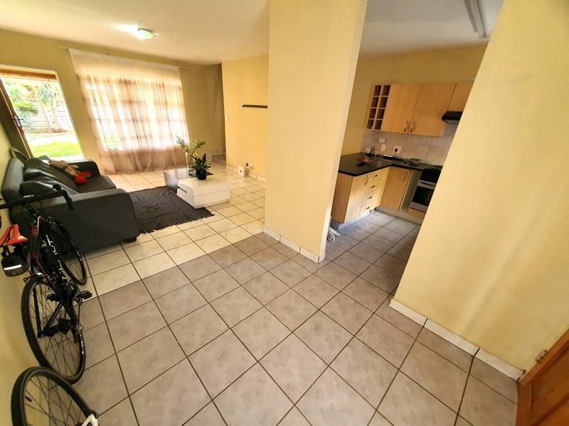 2 Bedroom Property for Sale in Annlin Gauteng