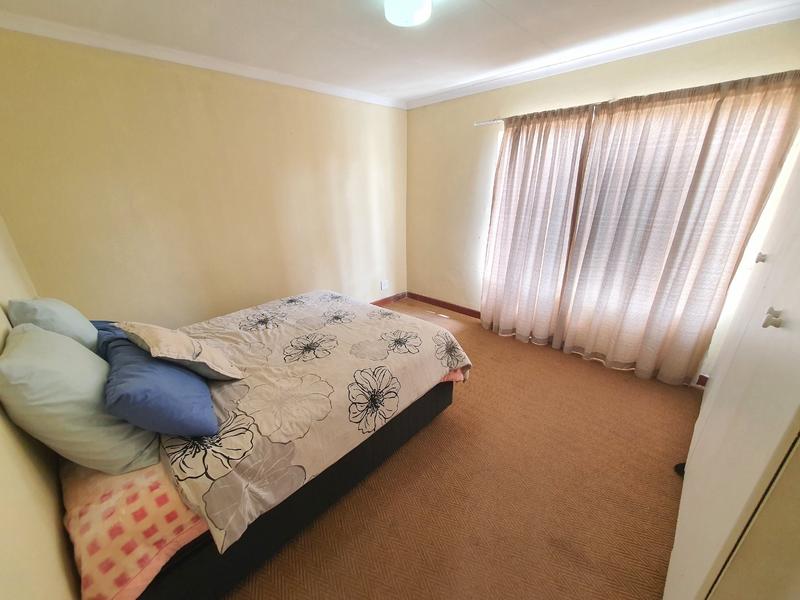 2 Bedroom Property for Sale in Annlin Gauteng