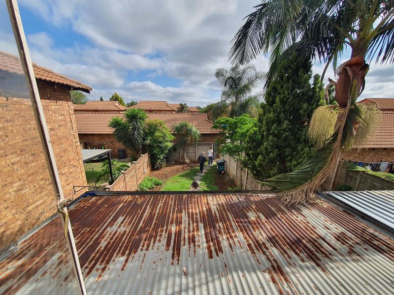 2 Bedroom Property for Sale in Annlin Gauteng