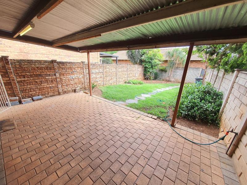 2 Bedroom Property for Sale in Annlin Gauteng