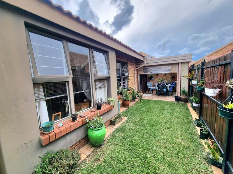 2 Bedroom Property for Sale in Montana Gauteng