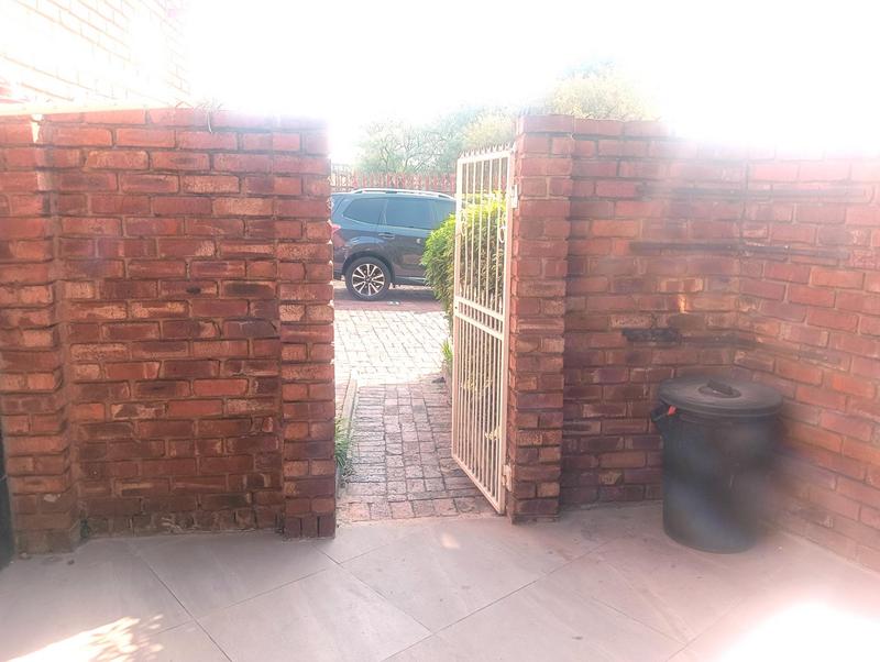 2 Bedroom Property for Sale in Freeway Park Gauteng