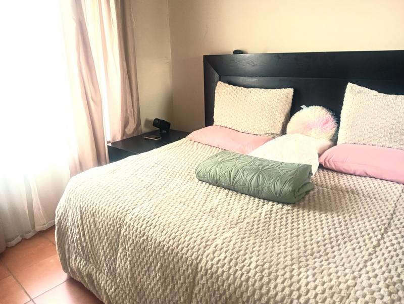 2 Bedroom Property for Sale in Freeway Park Gauteng