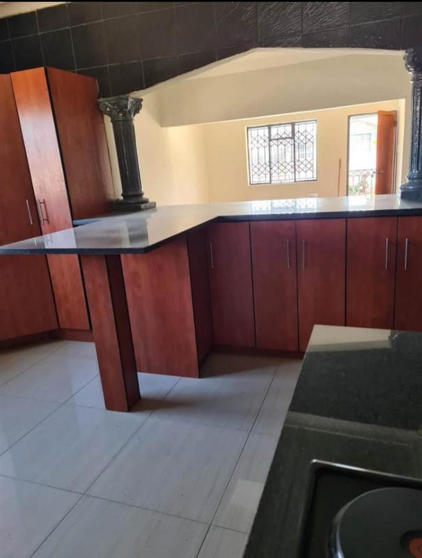 To Let 3 Bedroom Property for Rent in Estera Gauteng