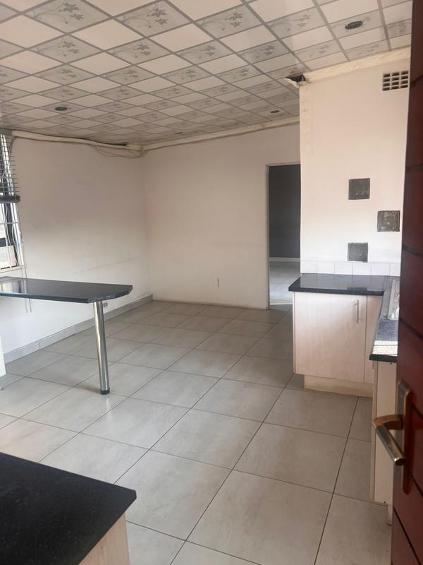 To Let 1 Bedroom Property for Rent in Kensington Gauteng