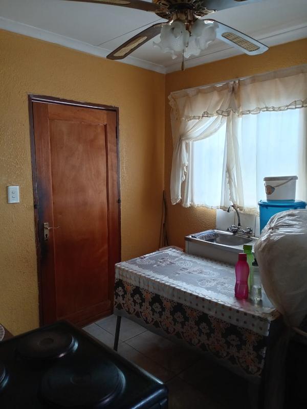 3 Bedroom Property for Sale in Dawn Park Gauteng