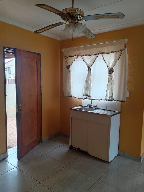 3 Bedroom Property for Sale in Dawn Park Gauteng