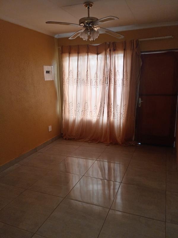 3 Bedroom Property for Sale in Dawn Park Gauteng