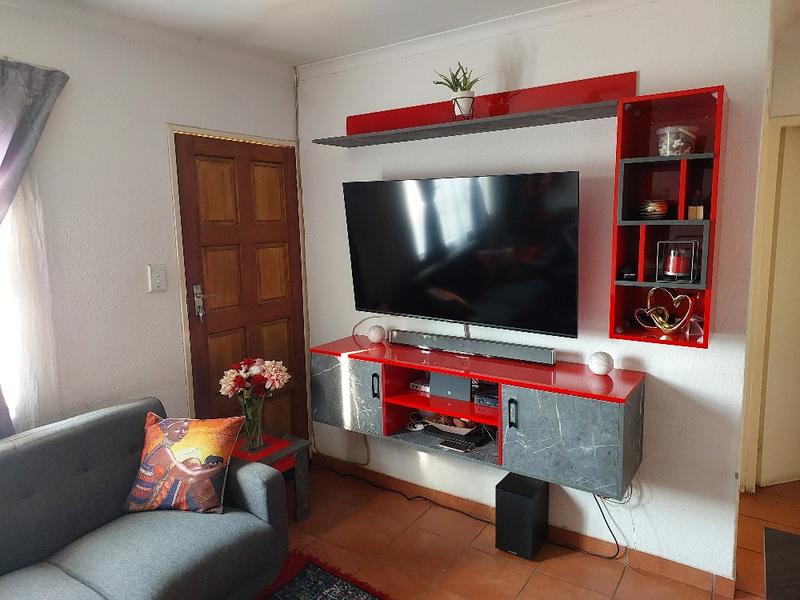 2 Bedroom Property for Sale in Windmill Park Gauteng