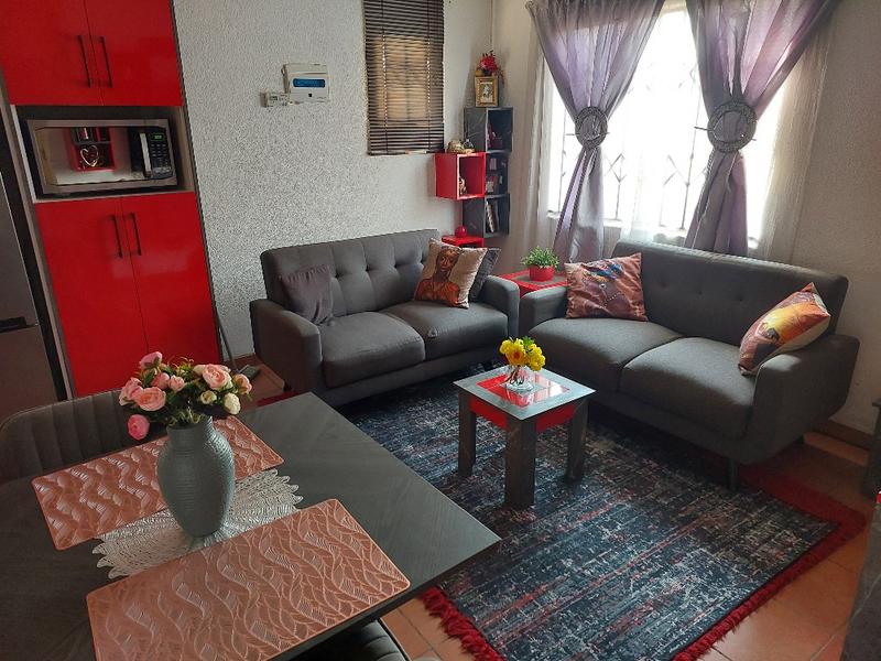 2 Bedroom Property for Sale in Windmill Park Gauteng