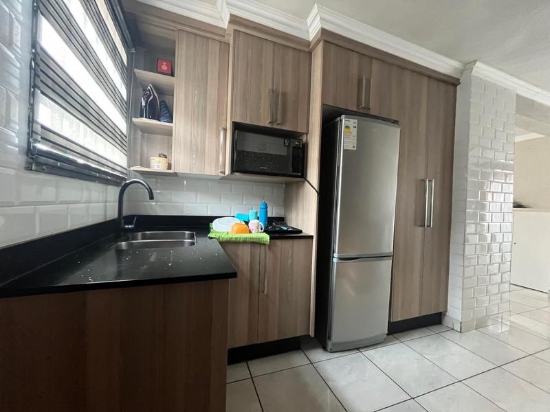 2 Bedroom Property for Sale in Windmill Park Gauteng