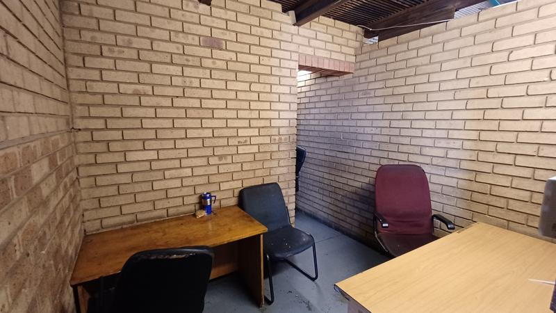 To Let commercial Property for Rent in Hennopspark Gauteng