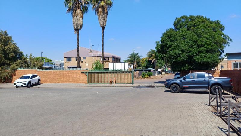 To Let commercial Property for Rent in Hennopspark Gauteng