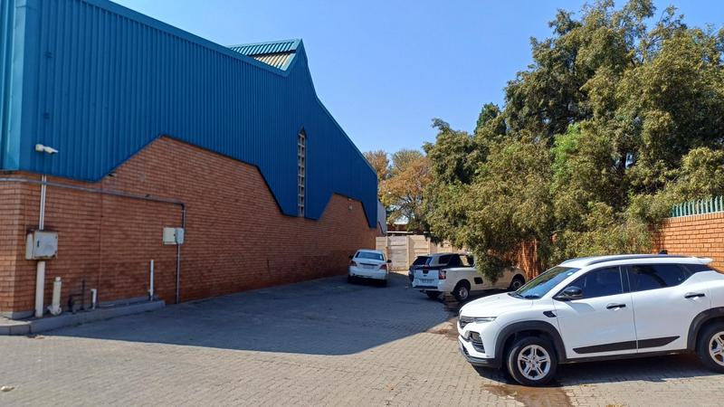 To Let commercial Property for Rent in Hennopspark Gauteng