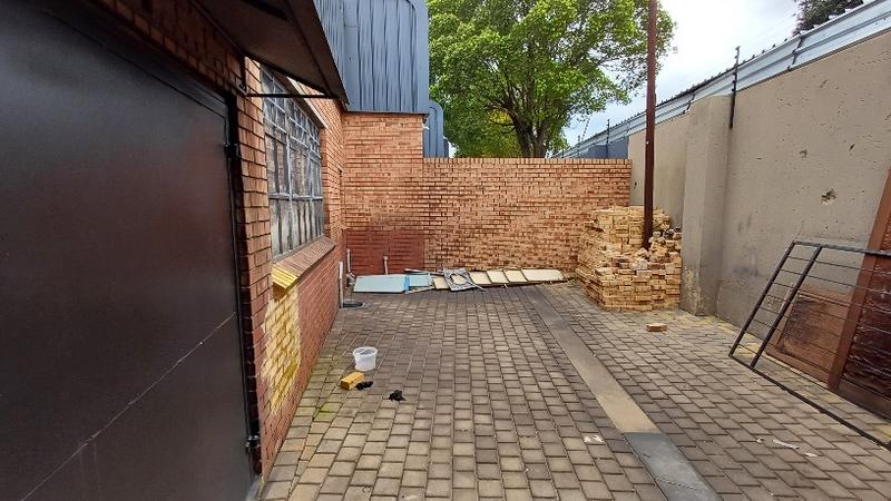 To Let commercial Property for Rent in Hennopspark Gauteng