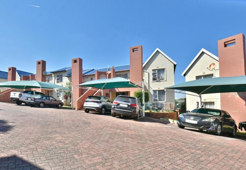 2 Bedroom Property for Sale in Winchester Hills Gauteng