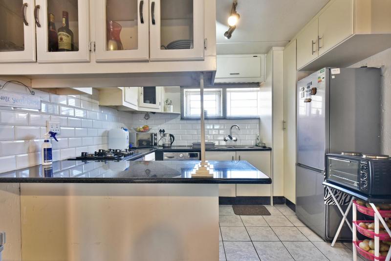 2 Bedroom Property for Sale in Winchester Hills Gauteng