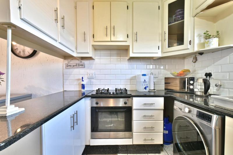 2 Bedroom Property for Sale in Winchester Hills Gauteng