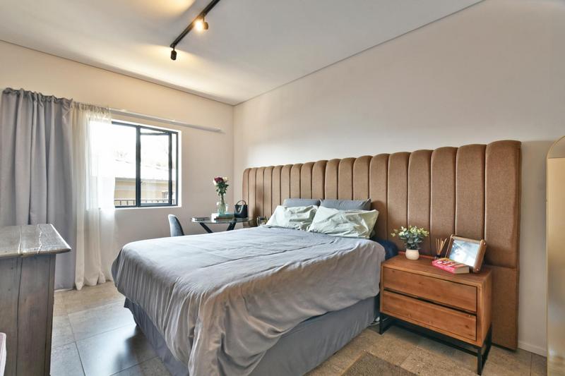 1 Bedroom Property for Sale in Hyde Park Gauteng