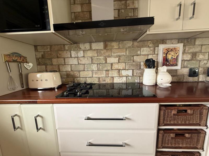 5 Bedroom Property for Sale in Midlands Estate Gauteng