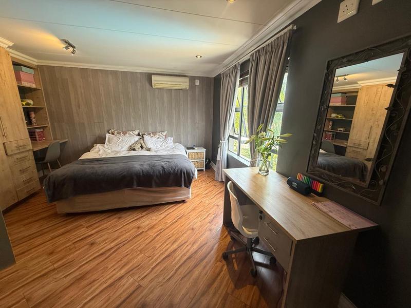 5 Bedroom Property for Sale in Midlands Estate Gauteng