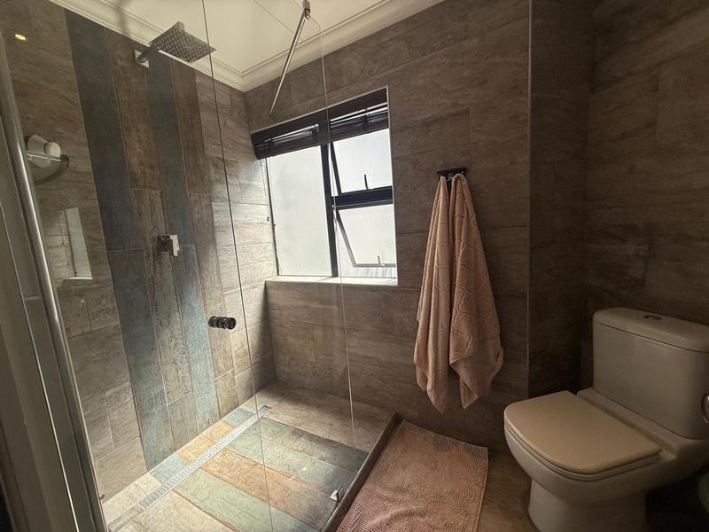 5 Bedroom Property for Sale in Midlands Estate Gauteng